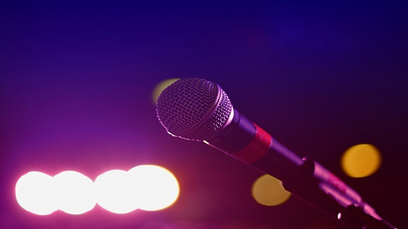 5 tiêu chí chọn micro hát karaoke hay nhất