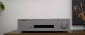 Ampli Cambridge CXA61